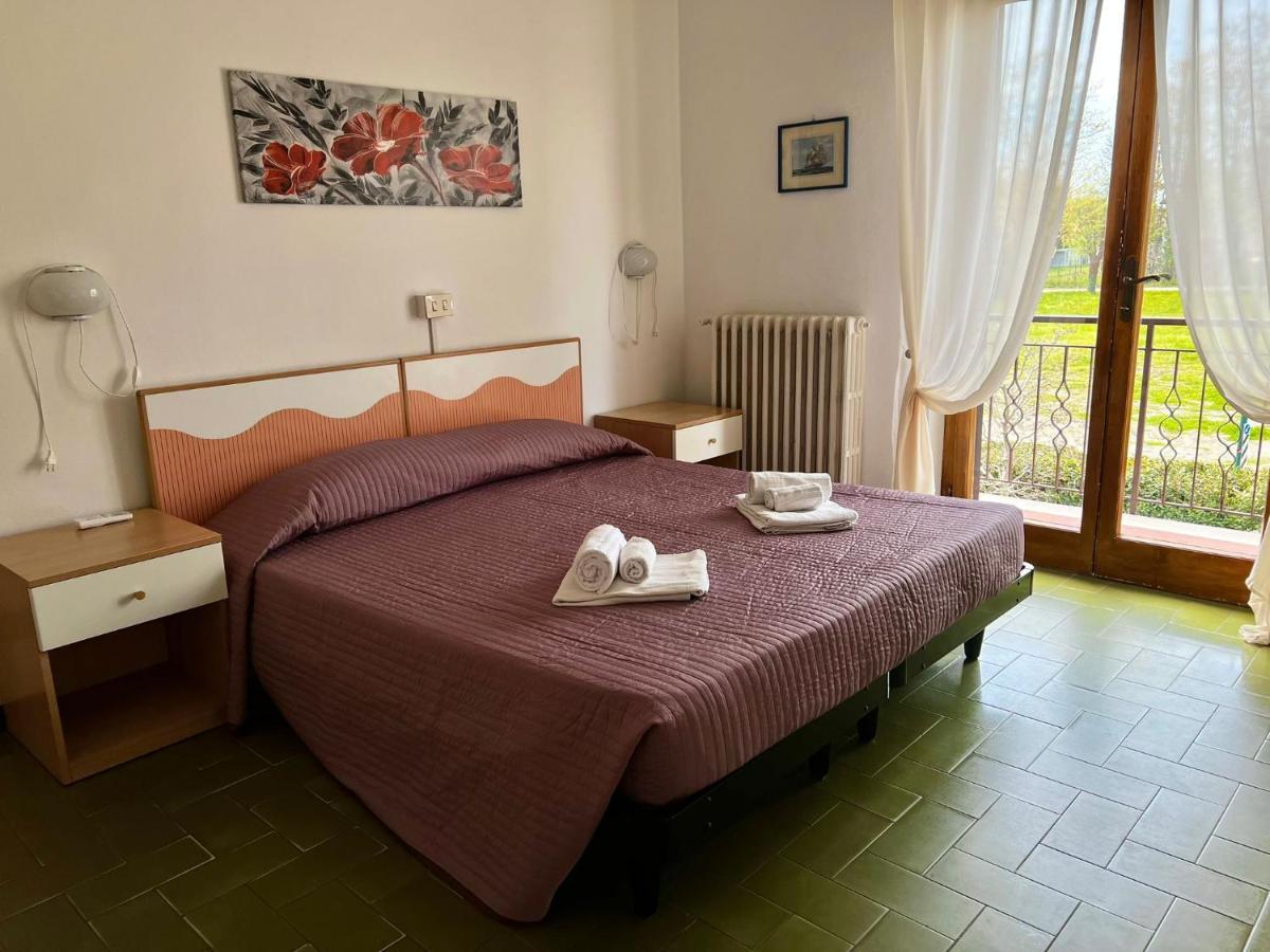 Bed&Breakfast Villa Lorena Форте-дей-Мармі Екстер'єр фото
