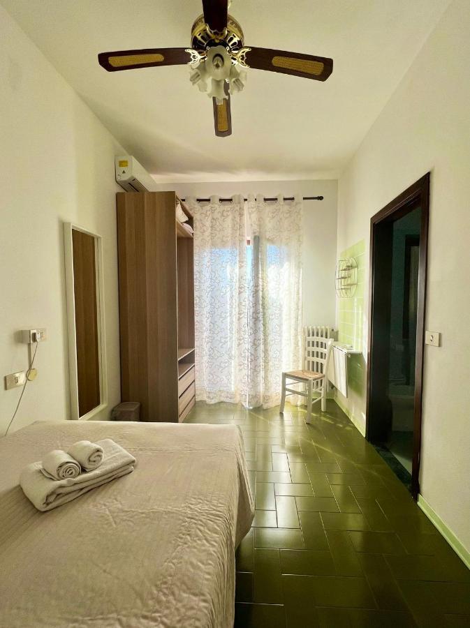 Bed&Breakfast Villa Lorena Форте-дей-Мармі Екстер'єр фото